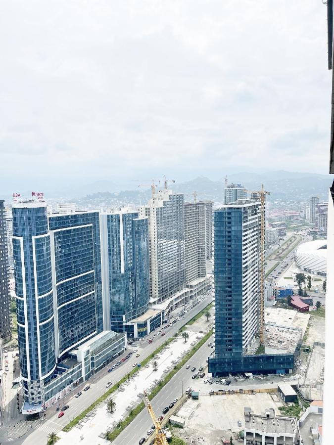 Sea ​​View In Orbi City 바투미 외부 사진