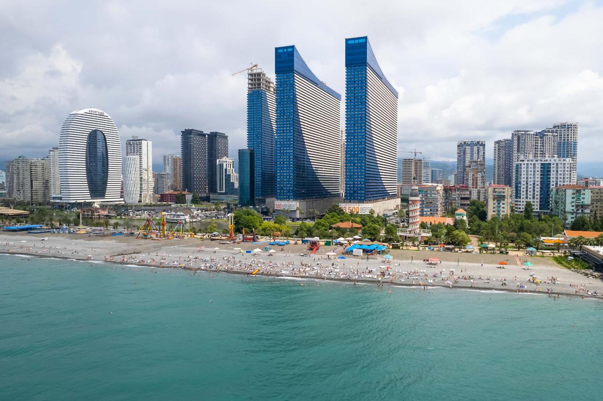 Sea ​​View In Orbi City 바투미 외부 사진